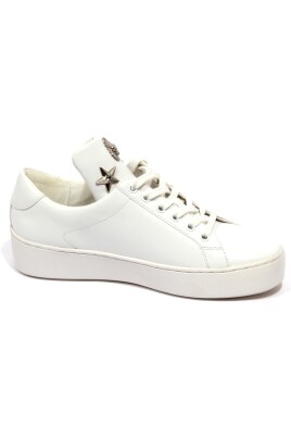 chaussure-blanche-en-cuir-lacee