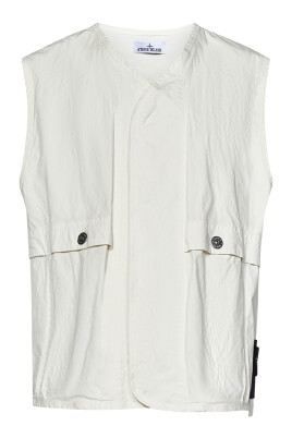 white-sleeveless-v-neck-jacket-with-pockets