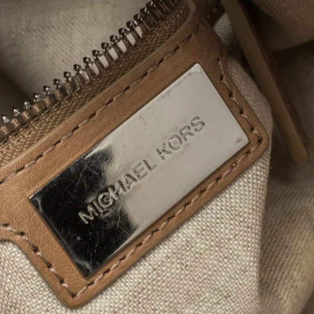 Michael Kors Pre-owned Leather totes Beige Dames