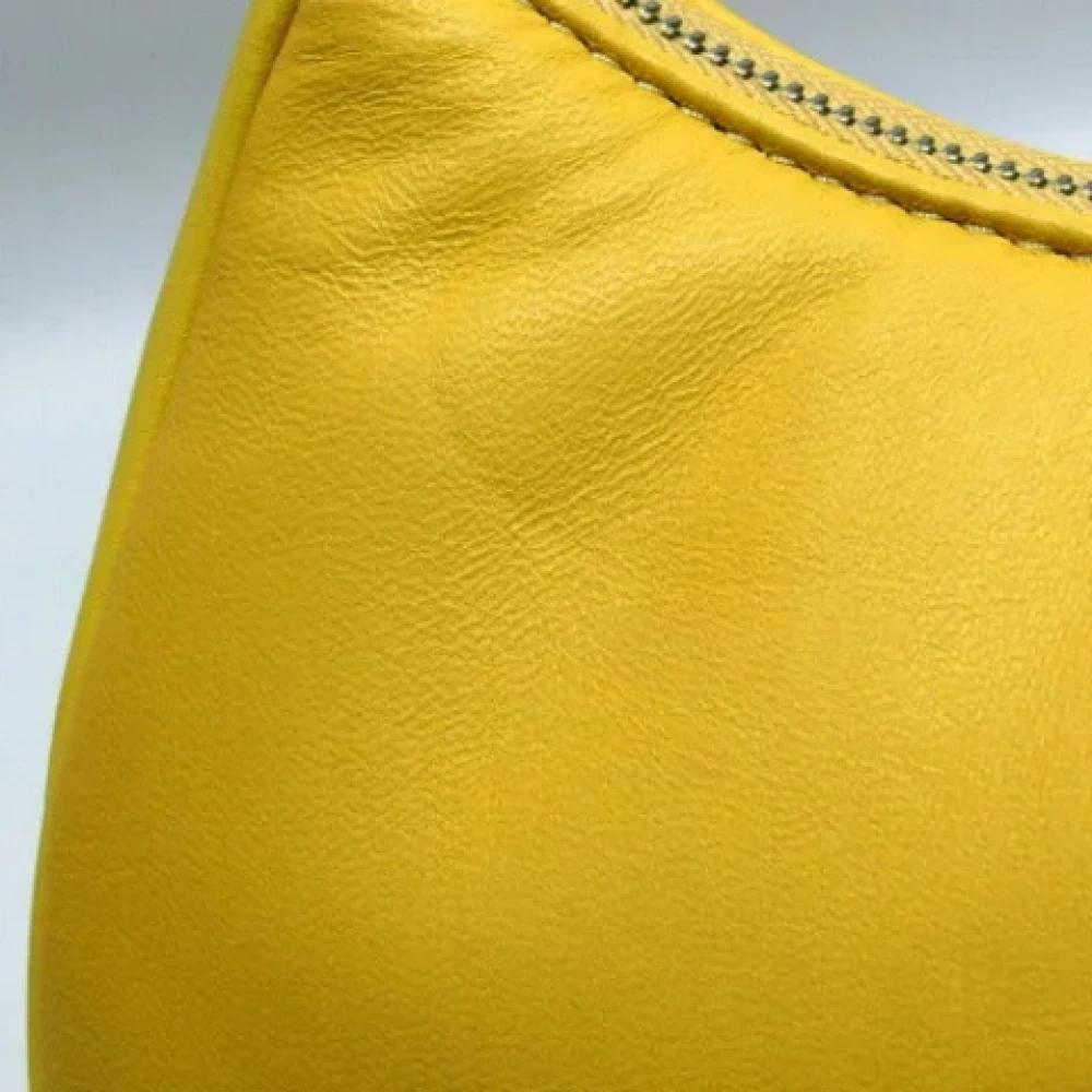 Coach Pre-owned Leather shoulder-bags Yellow Dames