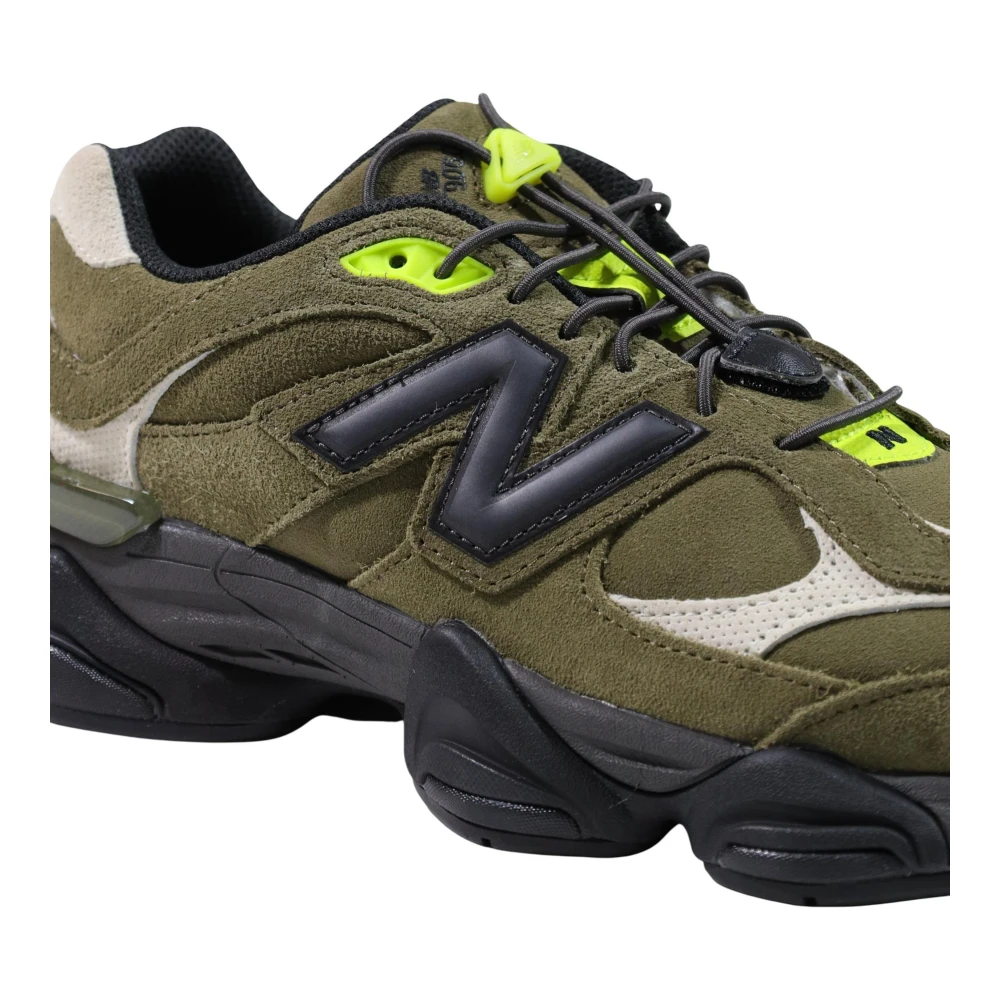 New Balance 9060 Sneakers