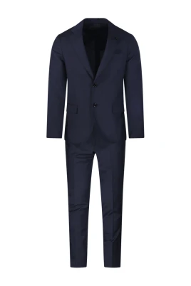 820 Suit