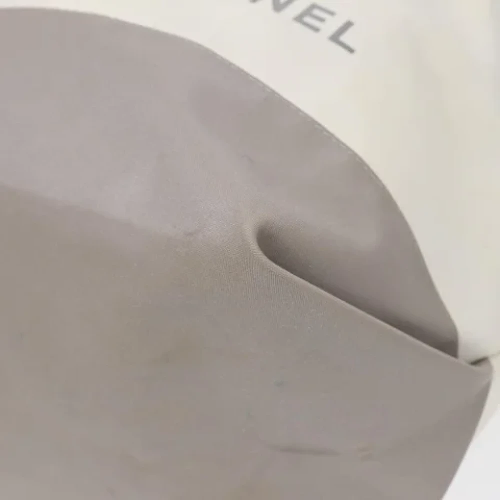 Chanel Vintage Pre-owned Canvas totes White Dames