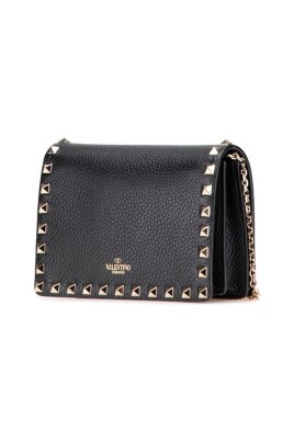 pre-owned-leather-crossbody-bags
