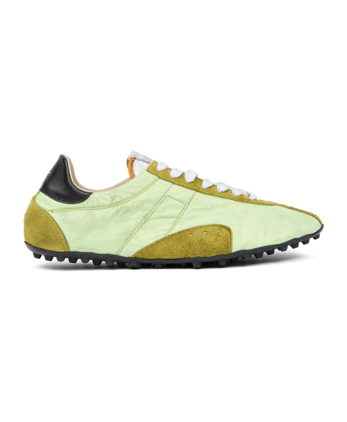 groene-lace-up-sneaker-met-color-block-design