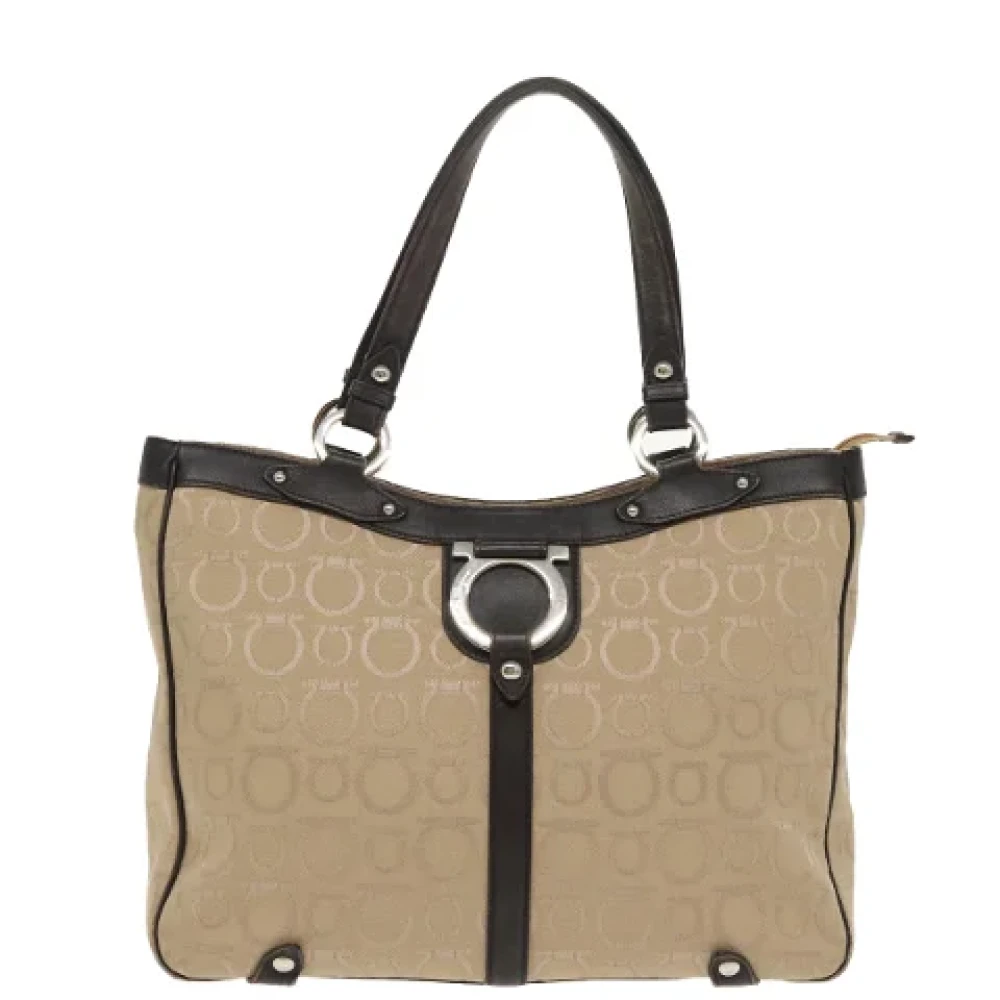 Salvatore Ferragamo Pre-owned Canvas handbags Beige Dames
