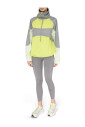 veste-coupe-vent-jaune-avec-capuche