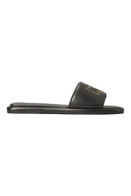 svarta-platta-sandaler-med-metallisk-finish
