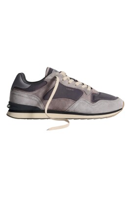 sneakers-en-cuir-a-memoire-de-forme