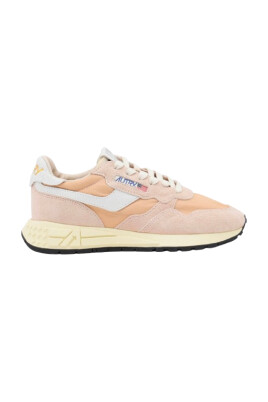 sneakers-blanches-en-cuir-avec-inserts-en-daim