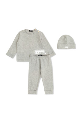 ensemble-top-pantalon-et-chapeau