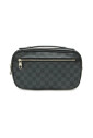pre-owned-toile-pochettes-minaudieres