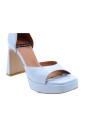 collie-sandal