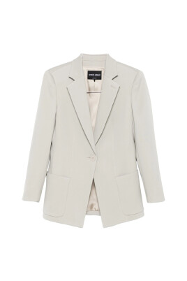 beige-jacket-with-patch-pockets