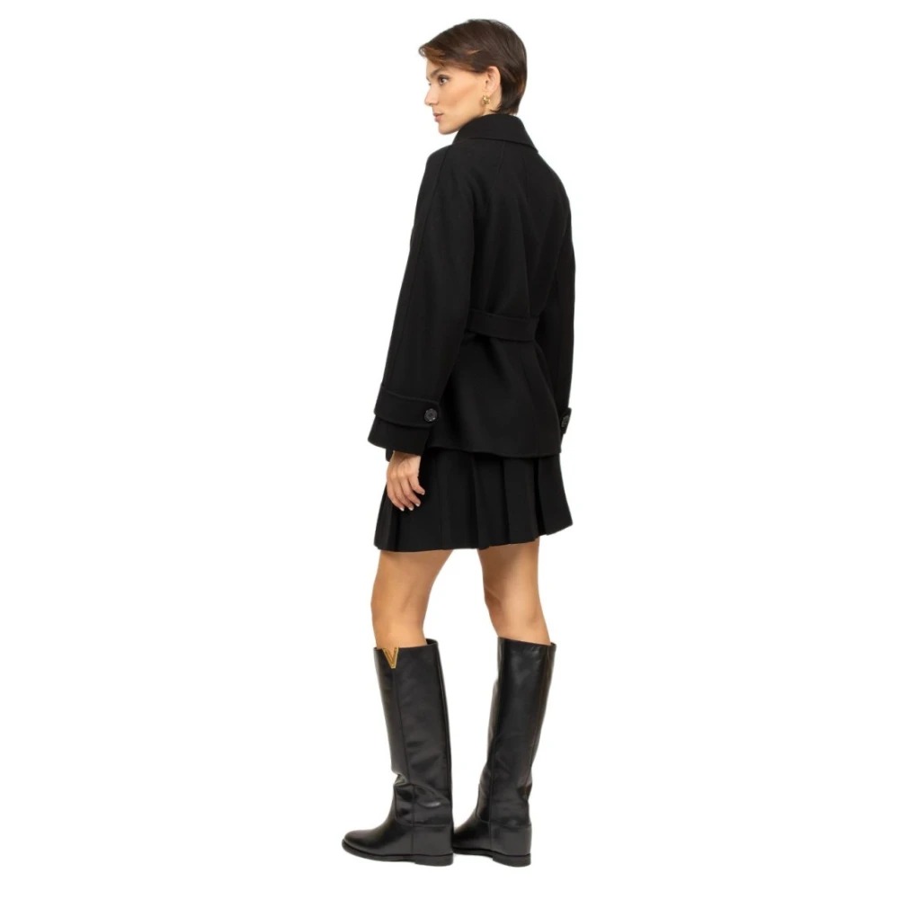 Max Mara Korte Zwarte Wollen Jas Black Dames