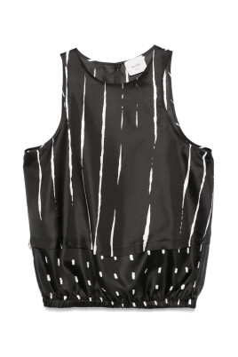 donna-top-with-lines-andamp-dots
