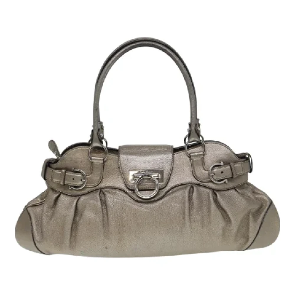 Salvatore Ferragamo Pre-owned Leather handbags Yellow Dames