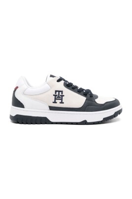 basketball-sneakers