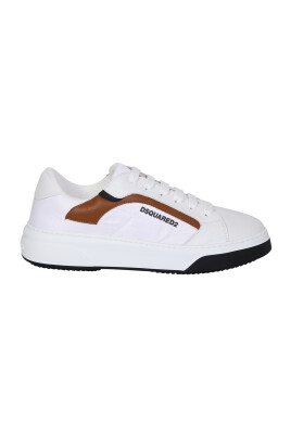sneakers-blanches-style-urbain