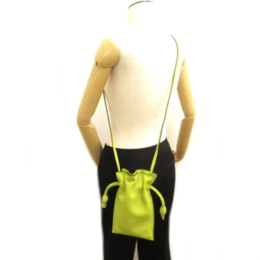 Loewe Pre-owned Leather shoulder-bags Green Dames