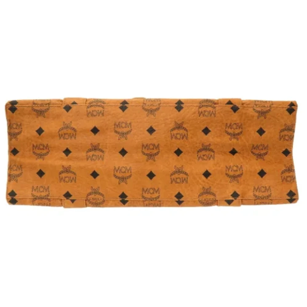 MCM Pre-owned Canvas shoulder-bags Brown Dames