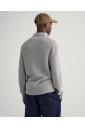 pull-gris-a-col-roule