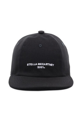 embroidered-logo-baseball-cap