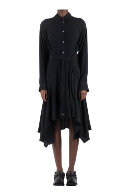 robe-en-soie-noire