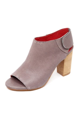 Vintage Quebec Sandal