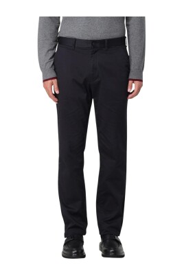 versatile-black-straight-leg-pants