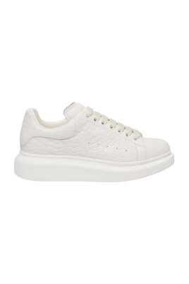 white-shearling-woman-shoes