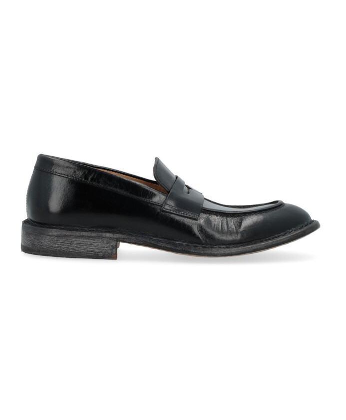 mocassin-en-cuir-noir-vintage