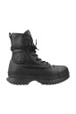bottes-lacees-elegantes-avec-semelles-crantees