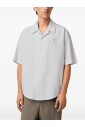 chemise-a-manches-courtes-col-cubain-motif-logo