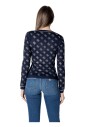 chic-tricot-a-col-en-v-bleu