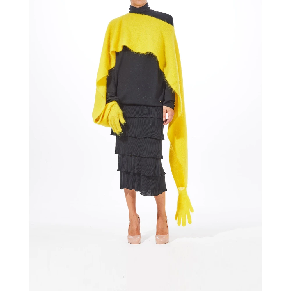 Moschino Gele Mohair Stola met Functionele Handschoenen Yellow Dames
