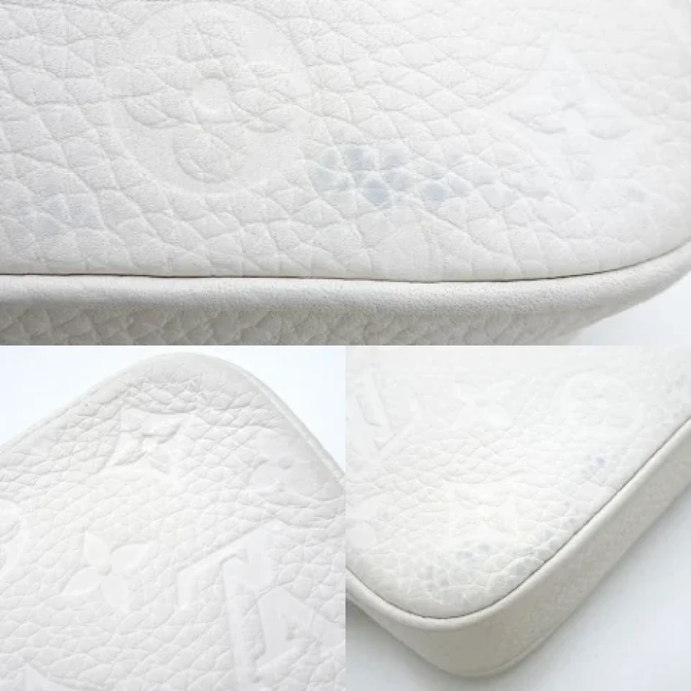 Louis Vuitton Vintage Pre-owned Leather clutches White Heren