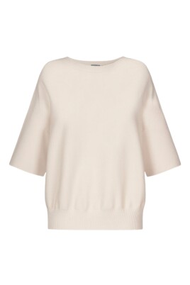 beige-sweaters-with-style