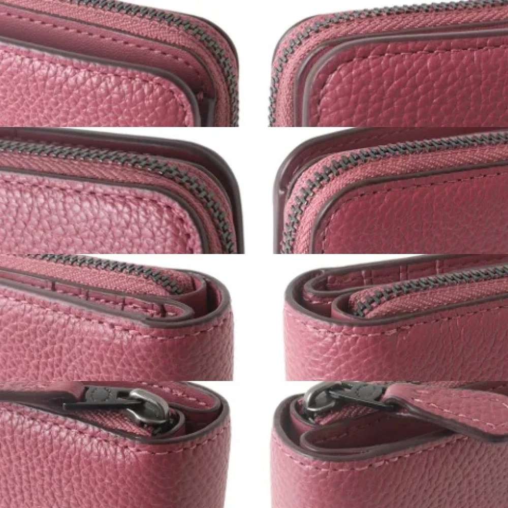Coach Pre-owned Canvas wallets Pink Dames