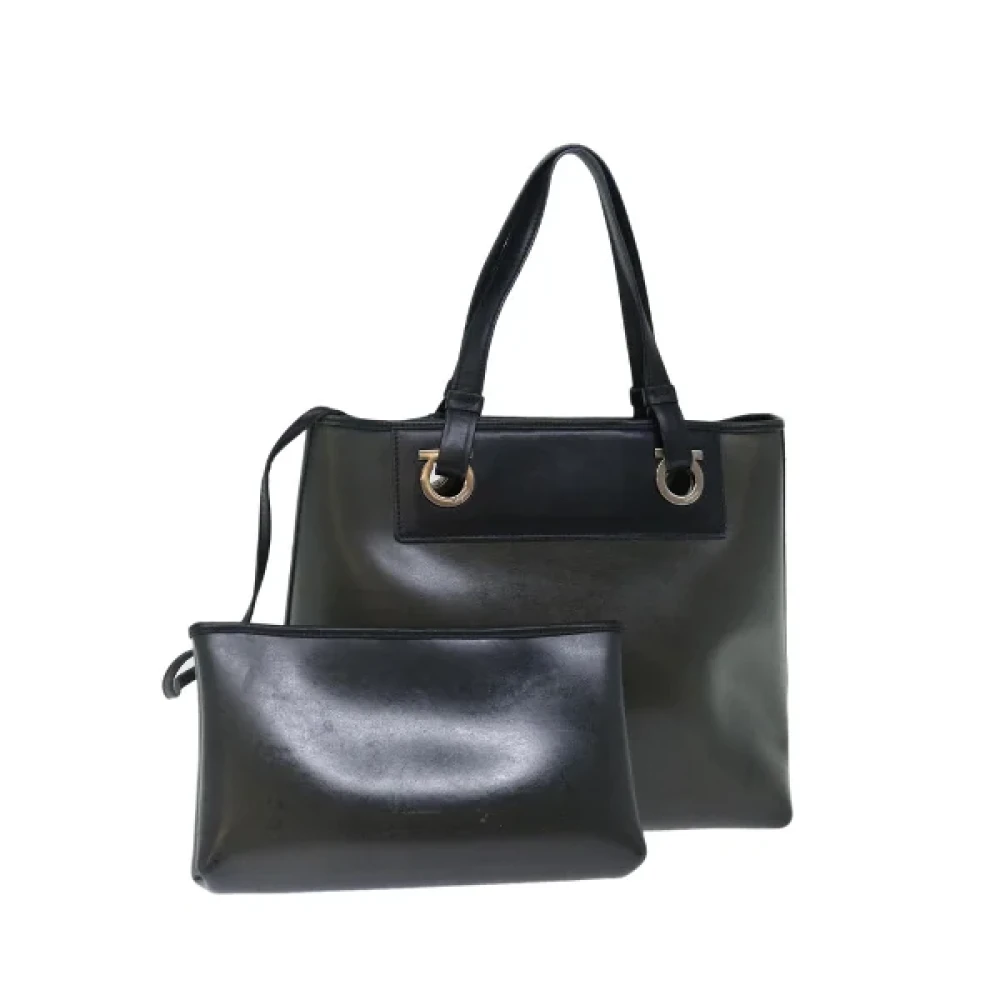 Salvatore Ferragamo Pre-owned Leather handbags Black Dames