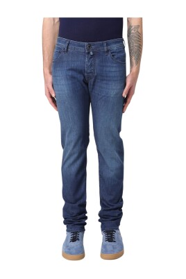 light-blue-jeans