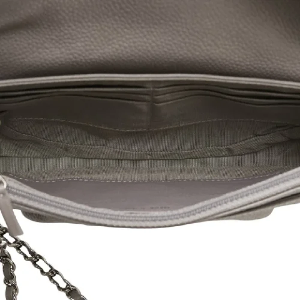 Chanel Vintage Pre-owned Leather shoulder-bags Gray Dames