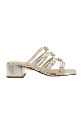 stylish-mule-from-cambodia
