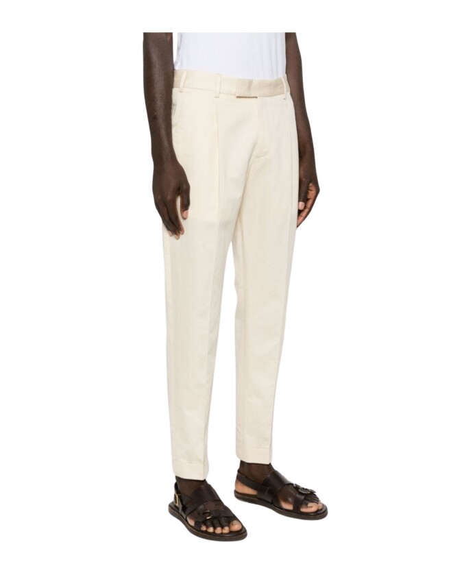beige-trousers-ss24