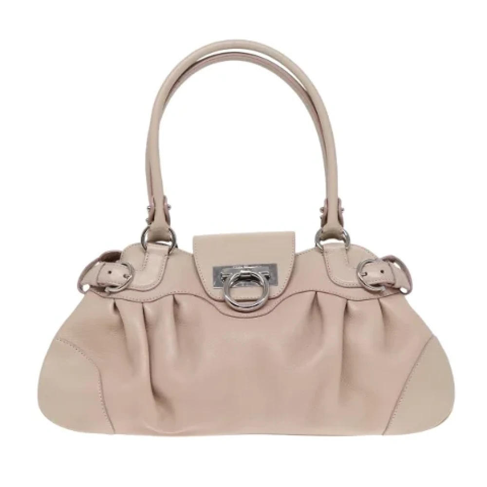 Salvatore Ferragamo Pre-owned Leather handbags Beige Dames