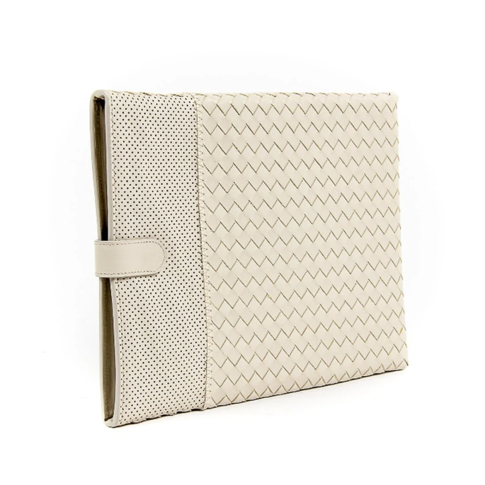 Bottega Veneta Luxe Leren Tablethoes Beige Unisex