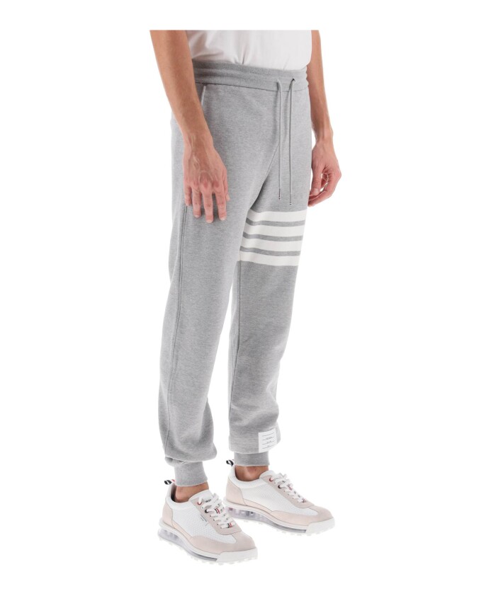 joggers-4-bar-avec-applique-etiquette-nom