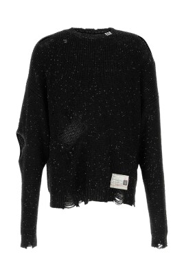 black-polyester-sweater