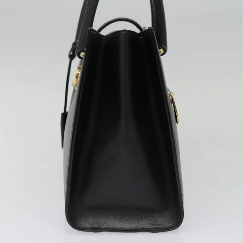 Salvatore Ferragamo Pre-owned Leather handbags Black Dames