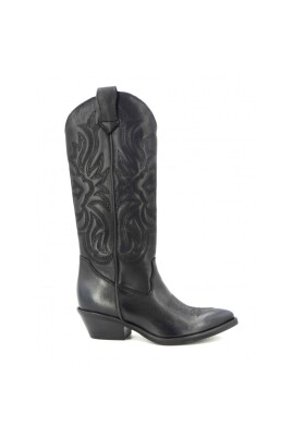 bottes-texanes-en-cuir-avec-broderie